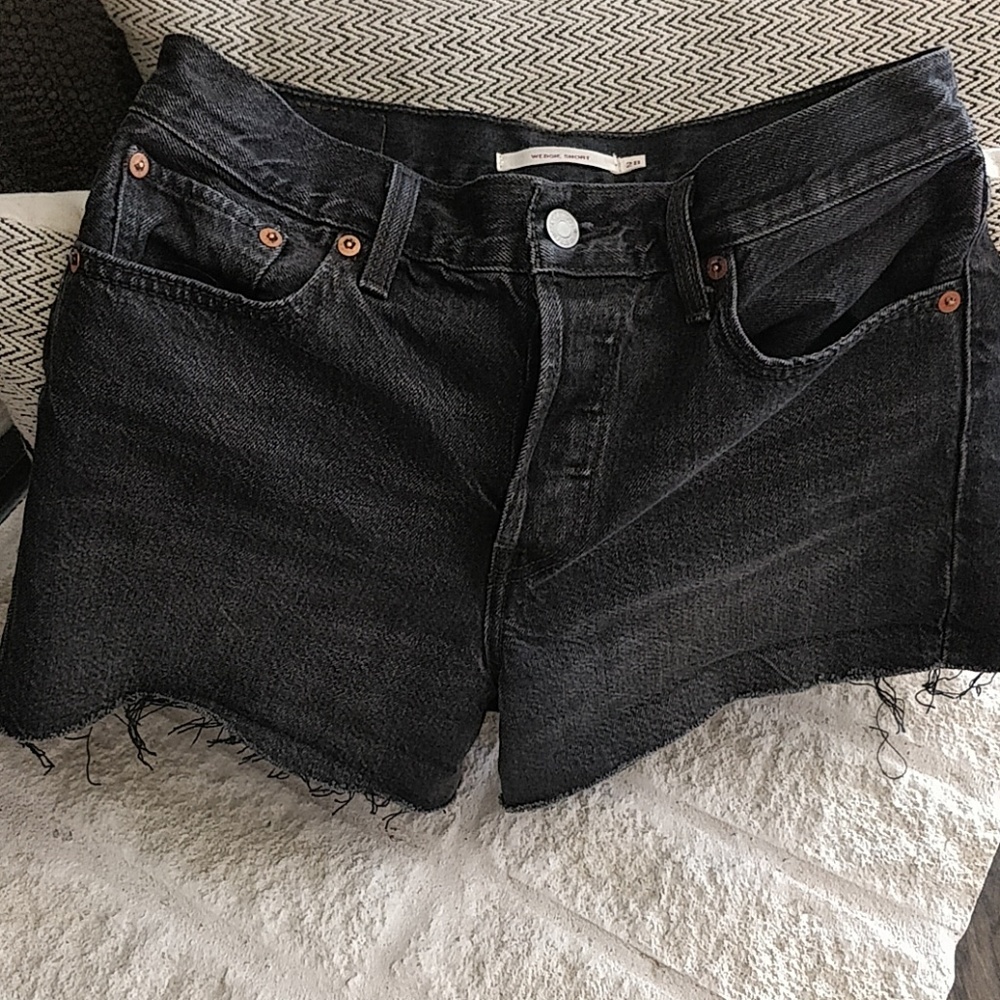 Levi's wedgie shorts